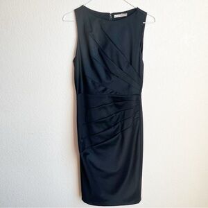 Alice + Olivia wool blend black sheath dress lightweight knee length classic lbd